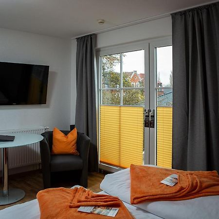 H&H Apartments Im Herzen Der Stadt Super Zentral Ruhig Mit Kochnischen Balkon Oder Empore グライフスヴァルト エクステリア 写真