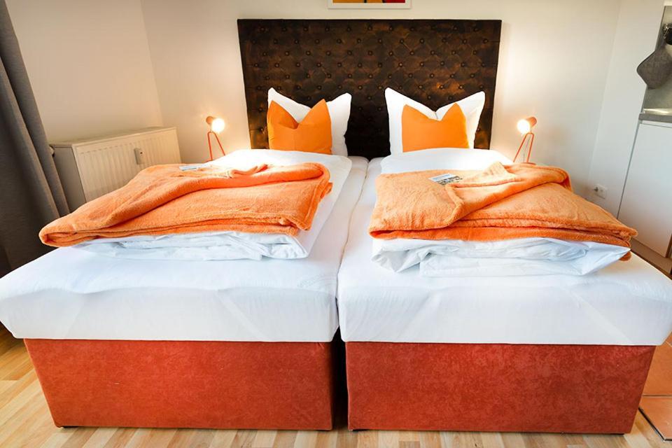 H&H Apartments Im Herzen Der Stadt Super Zentral Ruhig Mit Kochnischen Balkon Oder Empore グライフスヴァルト エクステリア 写真