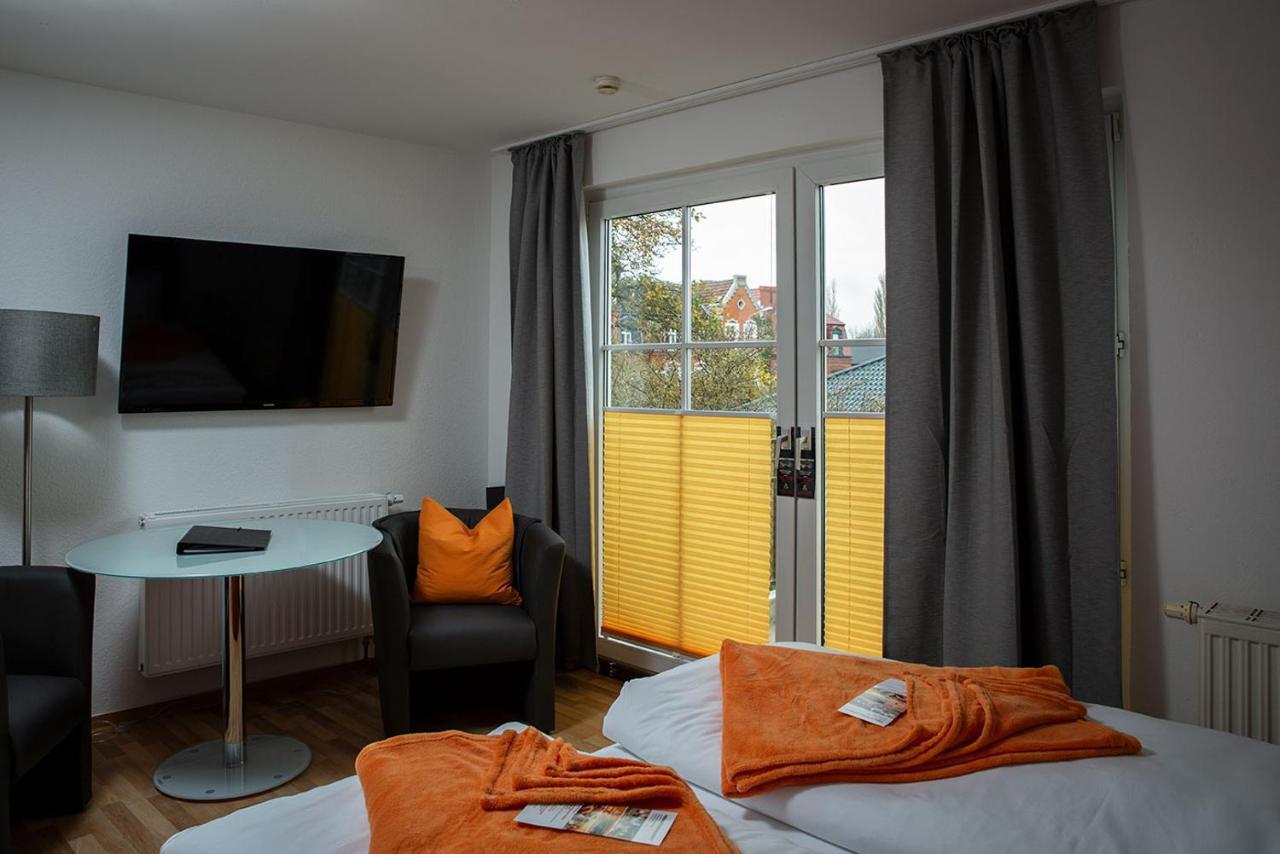 H&H Apartments Im Herzen Der Stadt Super Zentral Ruhig Mit Kochnischen Balkon Oder Empore グライフスヴァルト エクステリア 写真