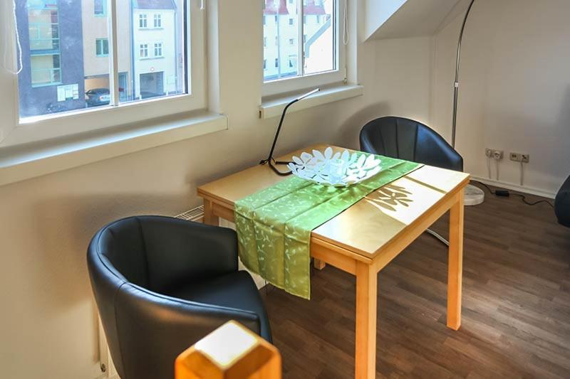 H&H Apartments Im Herzen Der Stadt Super Zentral Ruhig Mit Kochnischen Balkon Oder Empore グライフスヴァルト エクステリア 写真