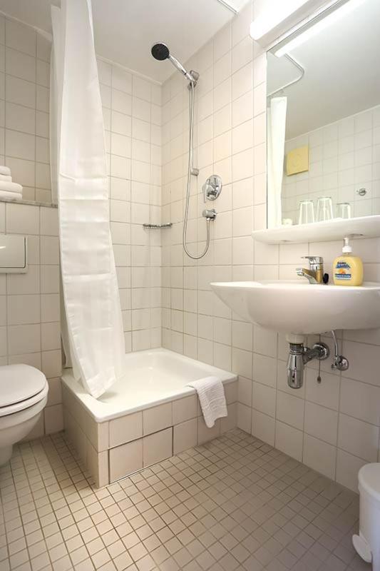H&H Apartments Im Herzen Der Stadt Super Zentral Ruhig Mit Kochnischen Balkon Oder Empore グライフスヴァルト エクステリア 写真