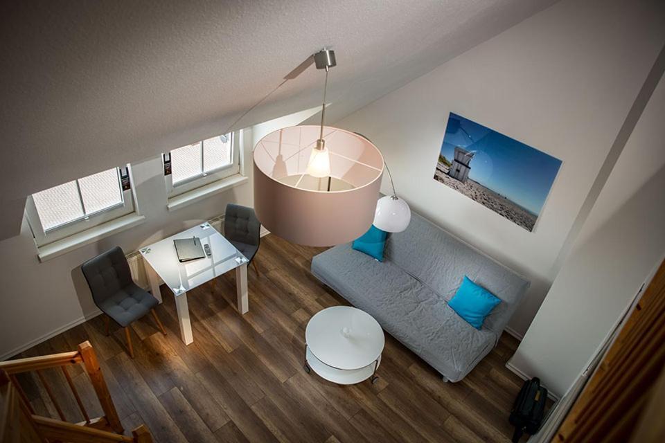 H&H Apartments Im Herzen Der Stadt Super Zentral Ruhig Mit Kochnischen Balkon Oder Empore グライフスヴァルト エクステリア 写真