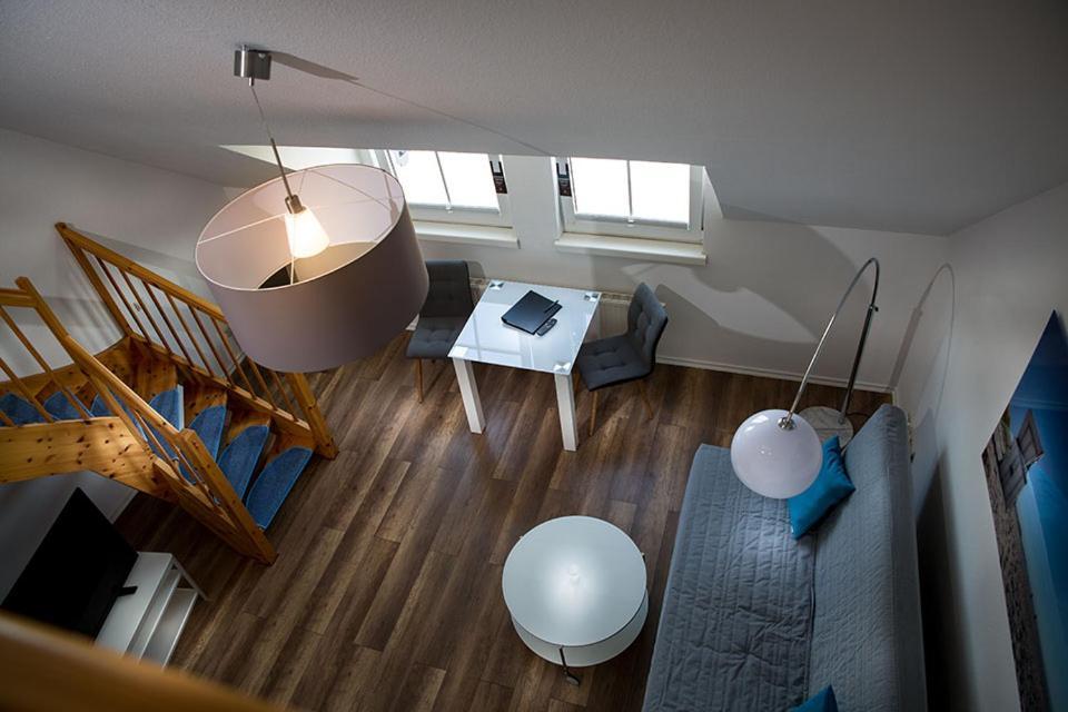 H&H Apartments Im Herzen Der Stadt Super Zentral Ruhig Mit Kochnischen Balkon Oder Empore グライフスヴァルト エクステリア 写真